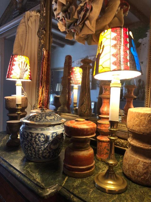 Ecueille Maison D'Hotes "Les Volets Verts" Et Sa Brocante מראה חיצוני תמונה