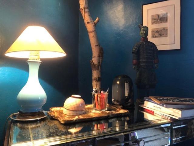 Ecueille Maison D'Hotes "Les Volets Verts" Et Sa Brocante מראה חיצוני תמונה